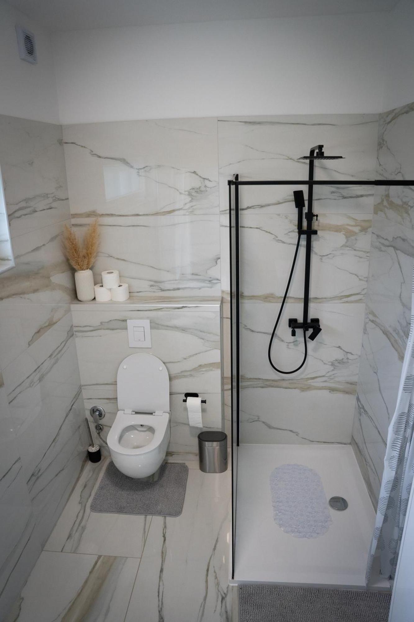 Apartment Una Laguna Bihać Екстериор снимка