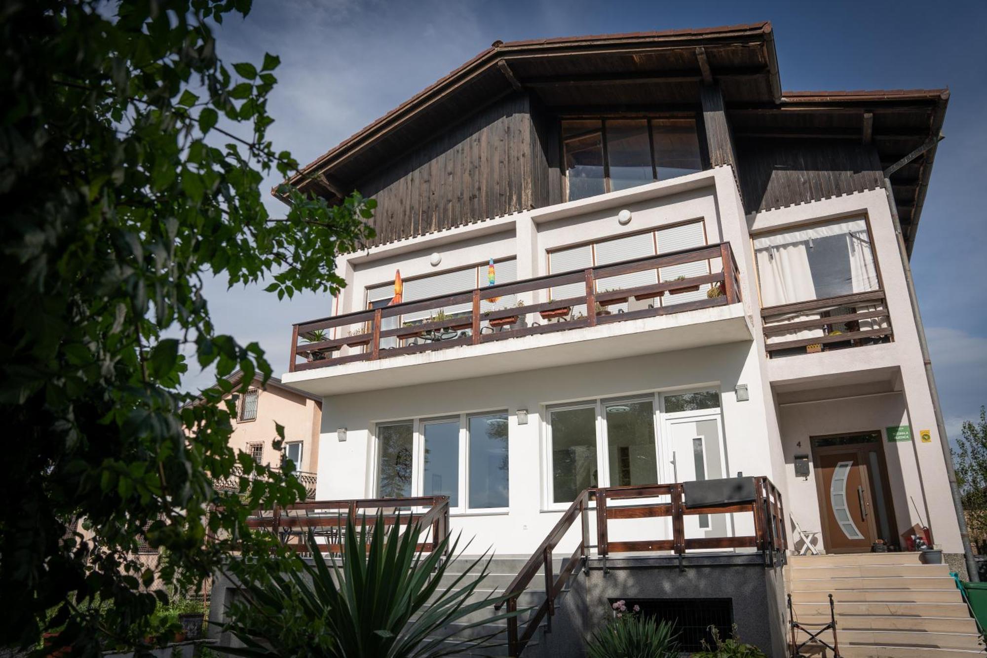 Apartment Una Laguna Bihać Екстериор снимка