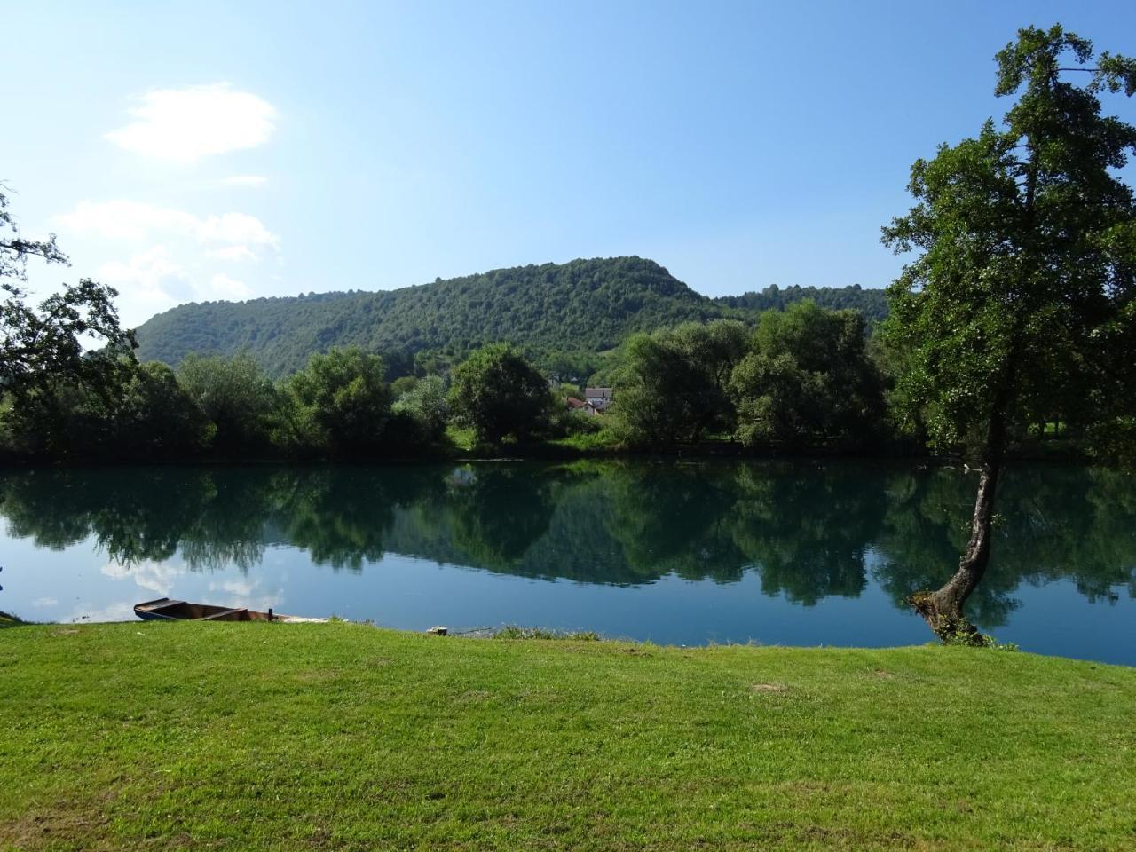 Apartment Una Laguna Bihać Екстериор снимка